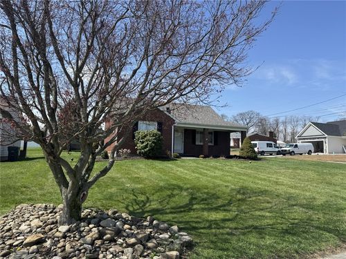 19 Jefferis St, Uniontown, PA, 15401-3929 | Card Image