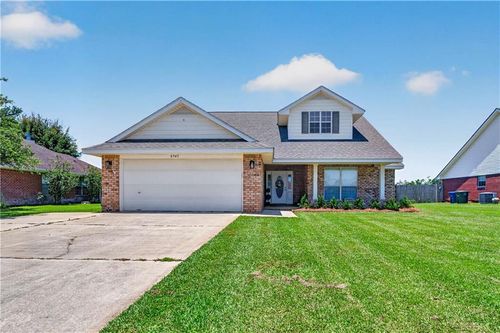 8943 Turf Creek Dr, Foley, AL, 36535-9214 | Card Image