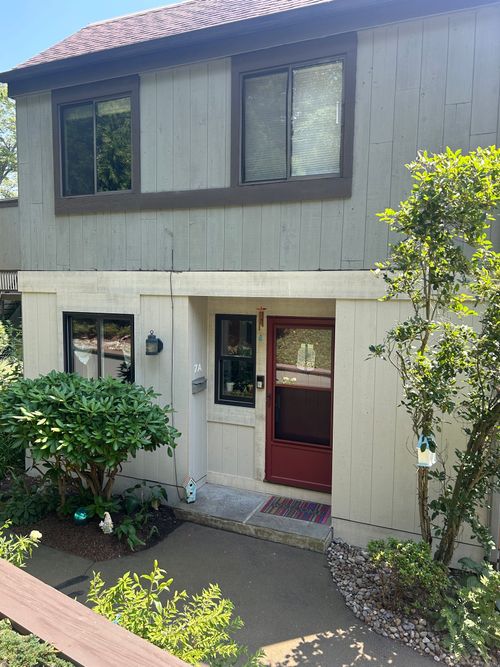 a-7 Harbour Village, Branford, CT, 06405 | Card Image