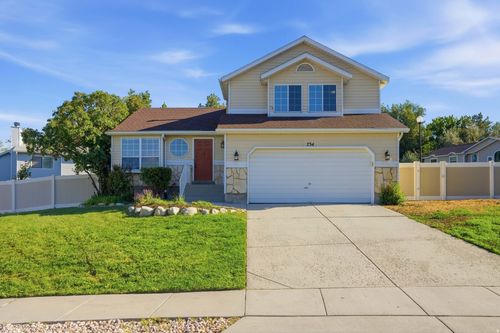 734 W Sweet Meadow Ln, Sandy, UT, 84070-6641 | Card Image