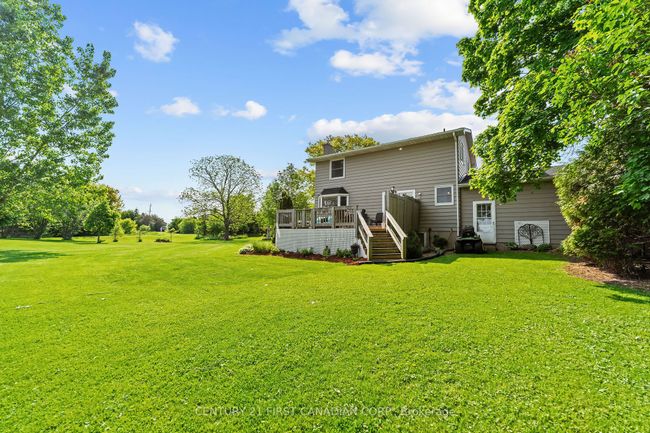 13972 Elginfield Rd, House other with 3 bedrooms, 2 bathrooms and 8 parking in Lucan ON | Image 36