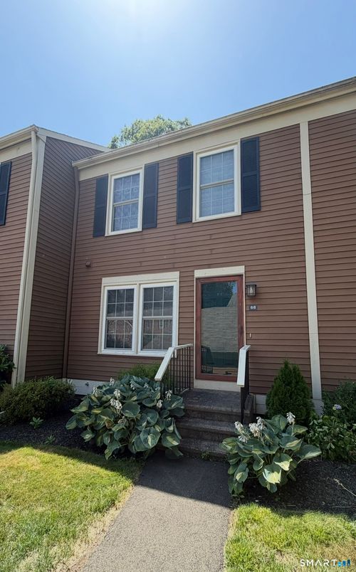 68 Foxbridge Village Rd, Branford, CT, 06405-2202 | Card Image