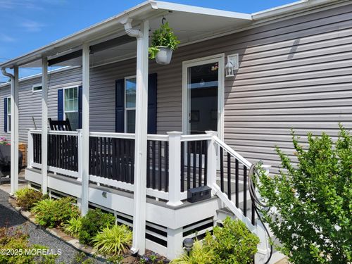 9 Shorehaven Trailer Park, Hazlet, NJ, 07730-2421 | Card Image