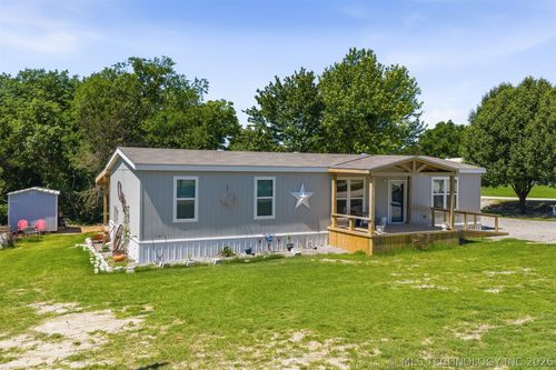 607 Five Lakes Dr, Sulphur, OK, 73086-9252 | Card Image