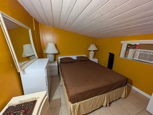 2637 Gulfstream Dr, Miramar, FL, 33023-4646 | Card Image