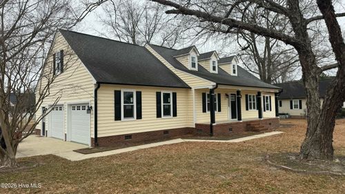 1847 Nc 111 Hwy N, Goldsboro, NC, 27530-8190 | Card Image