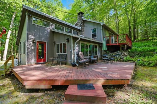 178 Westcolang Rd, Lackawaxen, PA, 18435-7834 | Card Image