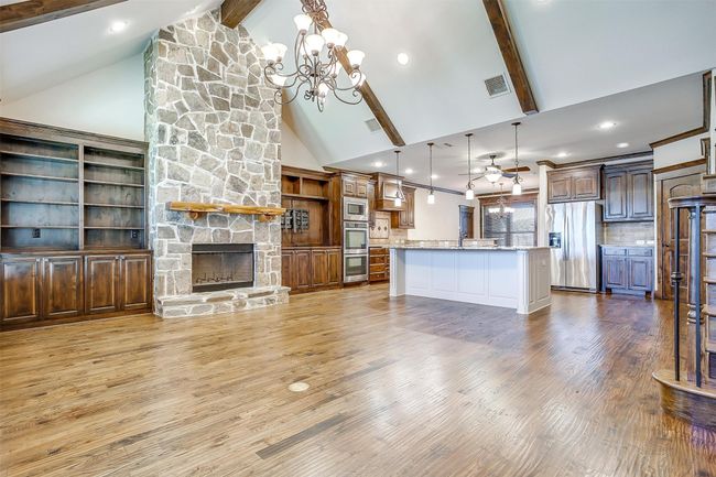 1023 Winding Creek Dr, House other with 2 bedrooms, 3 bathrooms and null parking in Kennedale TX | Image 6