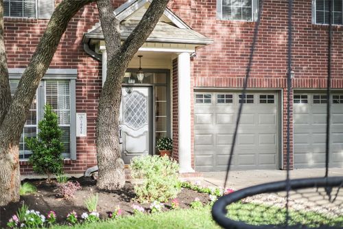 10615 Beckwood Dr, Austin, TX, 78726-1311 | Card Image