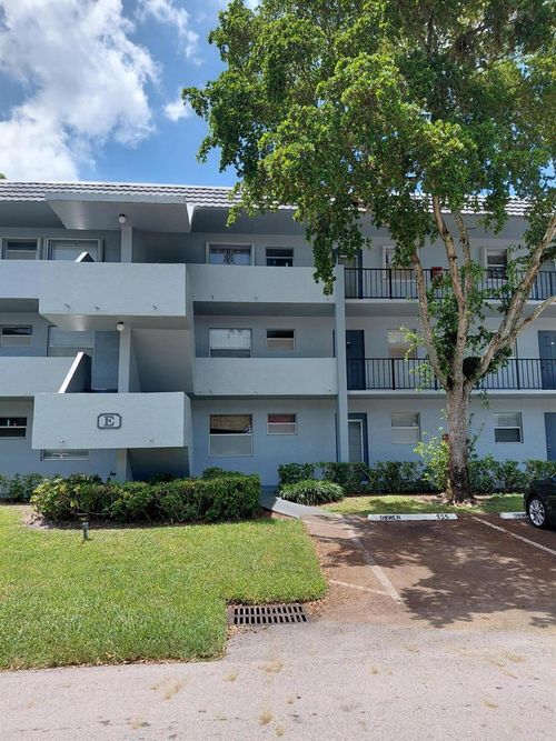 102e-8350 Sands Point Boulevard, Tamarac, FL, 33321 | Card Image