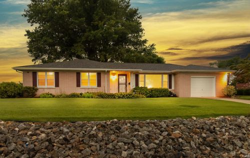 3401 Oak Ter, Evansville, IN, 47711-3053 | Card Image