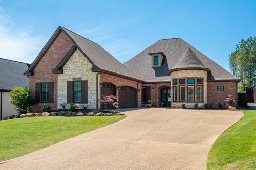 174 Arlington Park Ter, Hot Springs, AR, 71901-7983 | Card Image