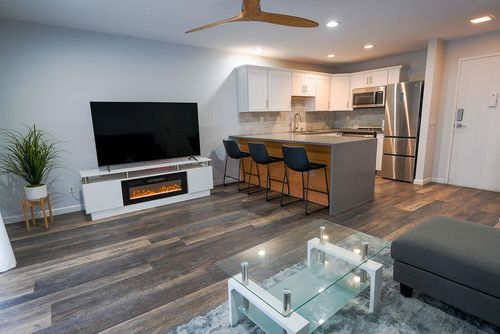apt-a11-77805 California Dr, Palm Desert, CA, 92211-8060 | Card Image