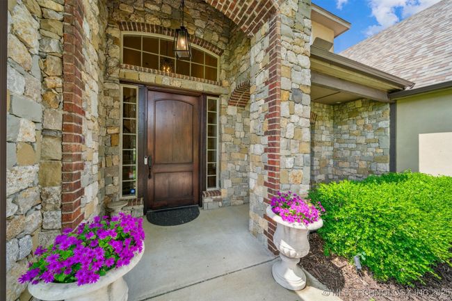 6922 Hackberry Rdg, House other with 5 bedrooms, 5 bathrooms and null parking in Owasso OK | Image 6