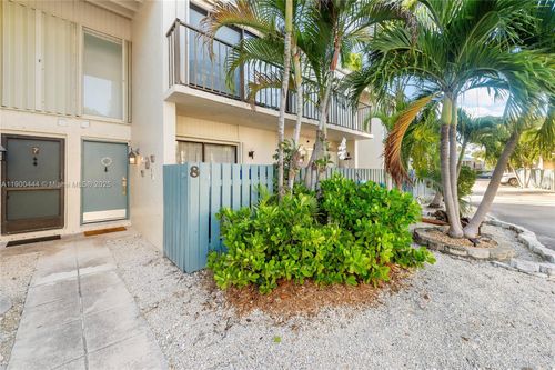 apt-s8-87200 Overseas Hwy, Islamorada, FL, 33036-3107 | Card Image