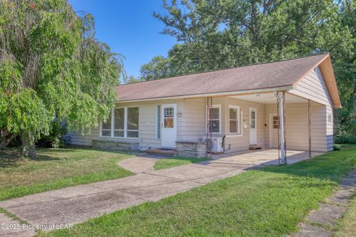 111 W Pettebone St, Wyoming, PA, 18644-1802 | Card Image