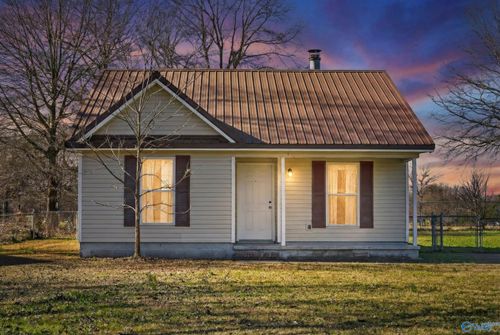 3203 Wheat Avenue Sw, Decatur, AL, 35603 | Card Image