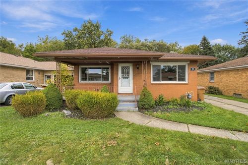 19 Trudy Ln, Cheektowaga, NY, 14227-1903 | Card Image