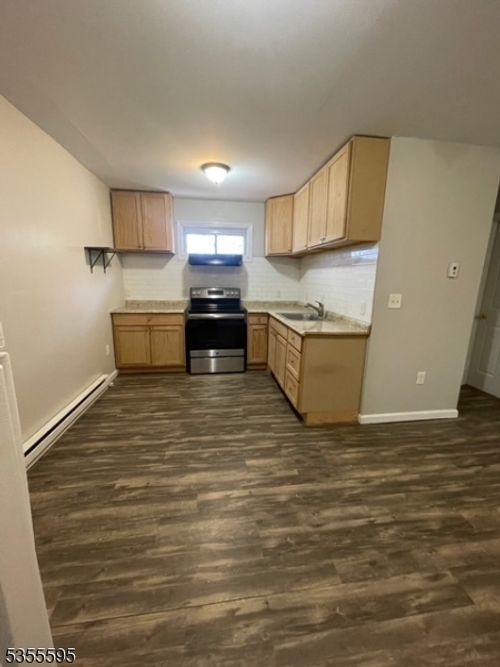 apt-e-162 Main St, Ogdensburg, NJ, 07439-1171 | Card Image