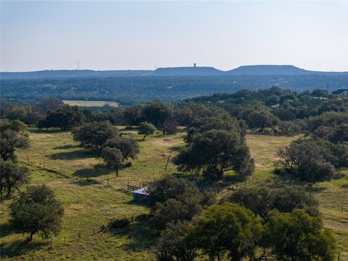 000 Cr 121 Road, Oakalla, TX, 76549 | Card Image