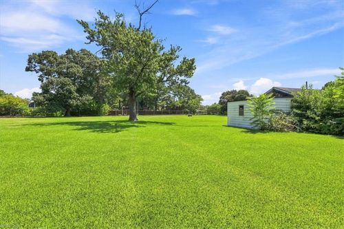 244 W. Government Avenue, Norfolk, VA, 23503 | Card Image
