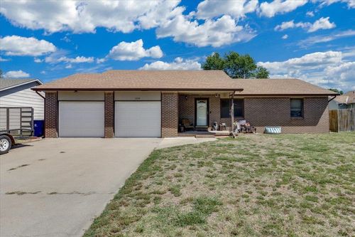 1118 E 6th St, Douglass, KS, 67039-9660 | Card Image