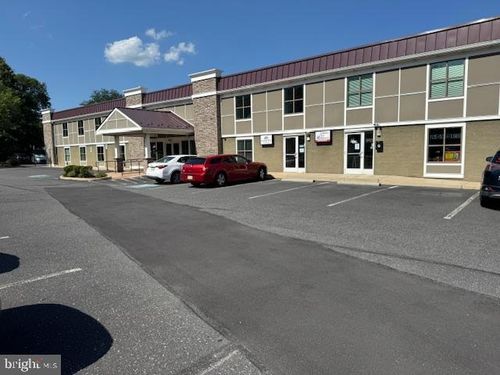 206-515 S West End Blvd, Quakertown, PA, 18951-1400 | Card Image