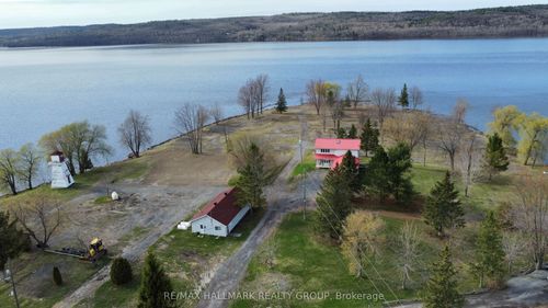 1050 Bay Rd, L'orignal, ON, K0B1K0 | Card Image
