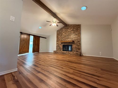 1917 Casa Loma Ct, Grapevine, TX, 76051-2808 | Card Image