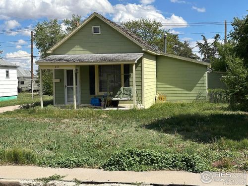 413 W 3rd St, Julesburg, CO, 80737-1414 | Card Image