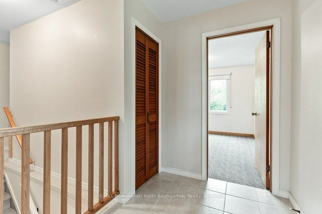 1080 Queens Line Rd, House other with 3 bedrooms, 1 bathrooms and 6 parking in Minden Hills ON | Image 21