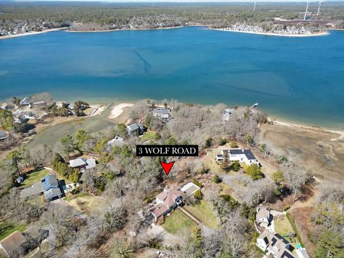 3 Wolf Rd, Bourne, MA, 02532-2948 | Card Image