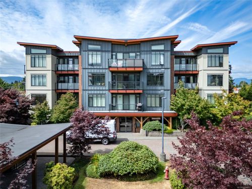 2300 Mansfield Dr, Courtenay, BC, V9N3S3 | Card Image