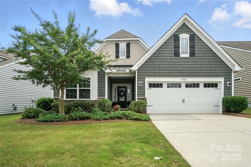 10120 Berkeley Castle Dr, Charlotte, NC, 28273-0058 | Card Image