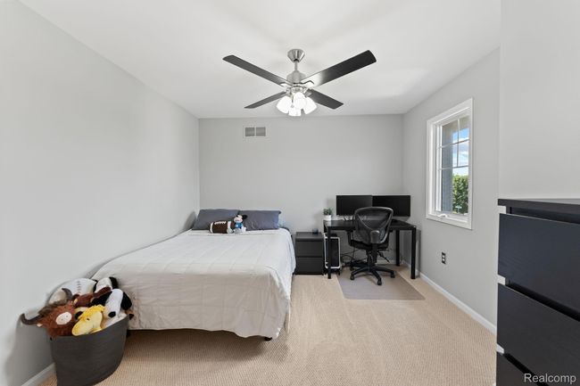 31-web-or-mls-A0100355.jpg | Image 24
