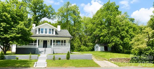 105 N Inman Ave, Bessemer City, NC, 28016-2201 | Card Image