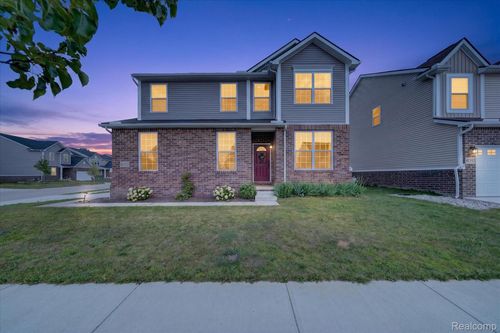 41372 Snowdon Dr, Clinton Township, MI, 48038-3308 | Card Image
