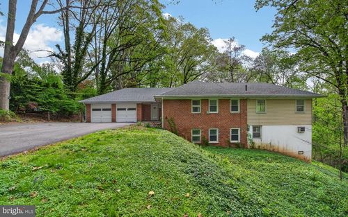 454 Kirk Ln, MEDIA, PA, 19063-2220 | Card Image