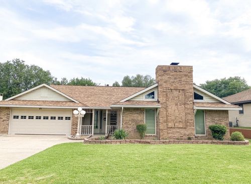 2533 Danny Ln, Farmers Branch, TX, 75234-6281 | Card Image