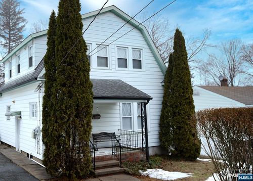 37 Kearney St, Dover, NJ, 07801-5317 | Card Image