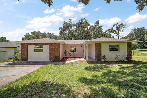 500 Shady Nook Dr, Clermont, FL, 34711-2560 | Card Image