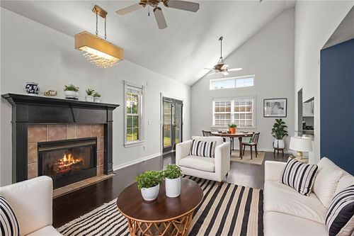 6219 W Southgate Ct, Rogers, AR, 72758-8875 | Card Image