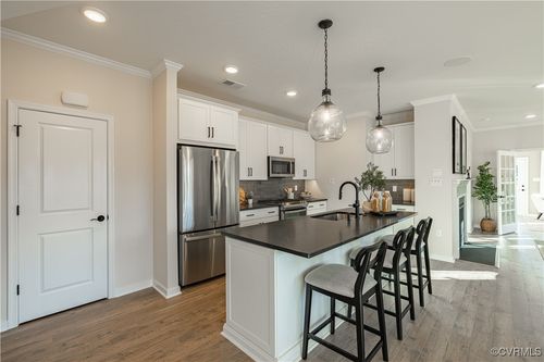 6721 Mayland Ridge Ln, Moseley, VA, 23120-1939 | Card Image