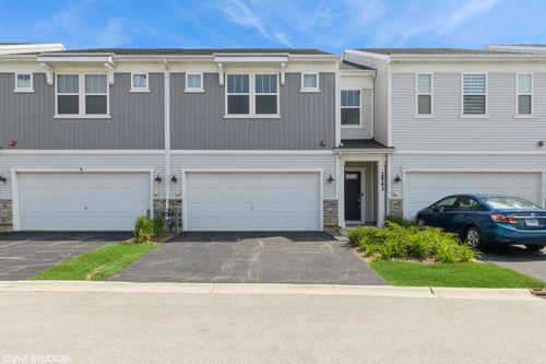 2543 Geranium Way, Rolling Meadows, IL, 60008-1264 | Card Image