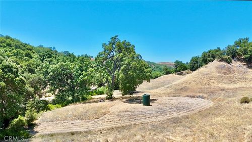 74921 Copperhead Rd, Bradley, CA, 93426-9665 | Card Image