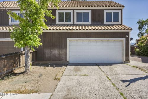 1915 Merchant St, Sparks, NV, 89431-3573 | Card Image