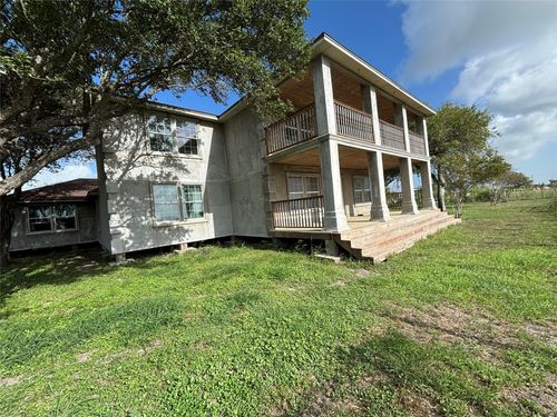 7411 County Road 2455, Sinton, TX, 78387-4464 | Card Image