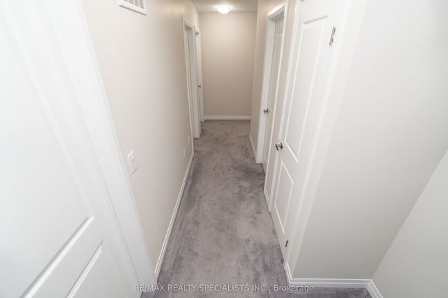 6 Rustic Oak Trail, House other with 4 bedrooms, 4 bathrooms and 4 parking in Ayr ON | Image 37