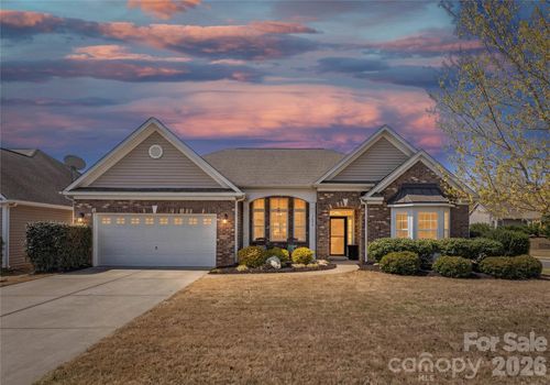 596 Rosemary Ln, Fort Mill, SC, 29708-5506 | Card Image