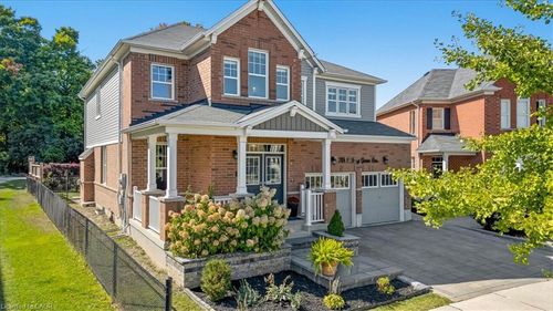 304 Falling Green Cres, Kitchener, ON, N2R0E9 | Card Image